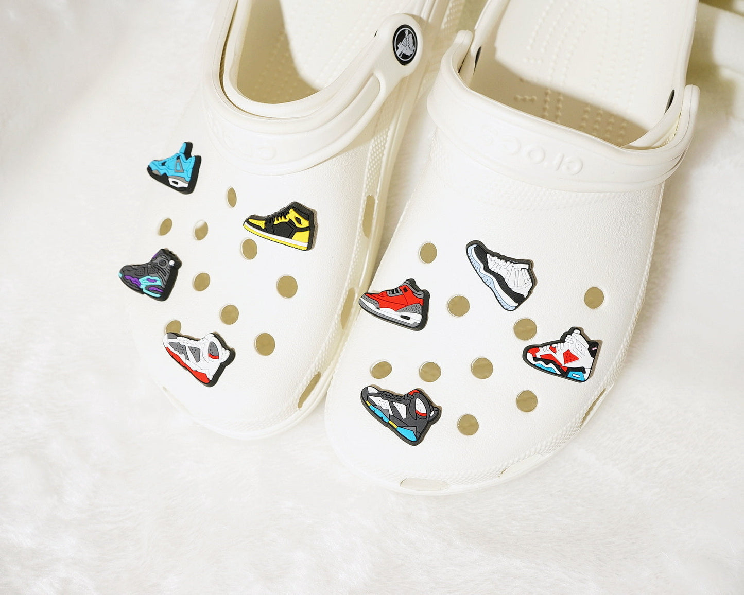 Basketball shoes